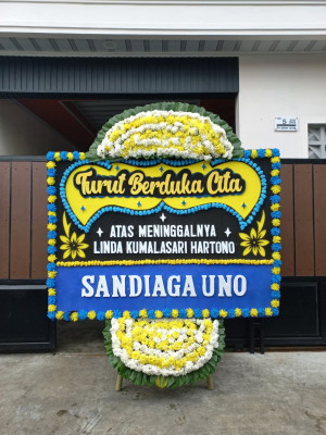 Papan Bunga Duka di Cigugur